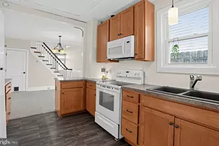 338 Grover St, Phoenixville, PA 19460 - Photo 9