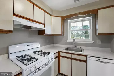 936 Railway Square #17, West Chester, PA 19380 - Photo 9
