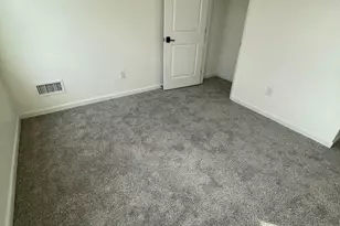 114 E Cedar St, Kennett Square, PA 19348 - Photo 17