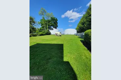 927 Mount Pleasant Avenue, Wayne, PA 19087 - Photo 3