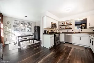374 Washington Ave, Phoenixville, PA 19460 - Photo 11