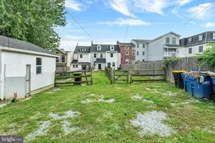 311 E State St, Kennett Square, PA 19348 - Photo 25