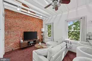 121 S Walnut Street E, West Chester, PA 19380 - Photo 35