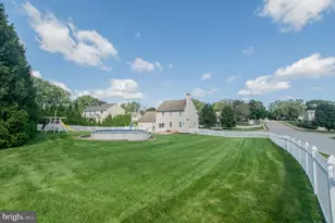 598 7th Ave, Parkesburg, PA 19365 - Photo 5