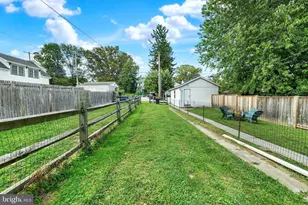 313 E State St, Kennett Square, PA 19348 - Photo 27