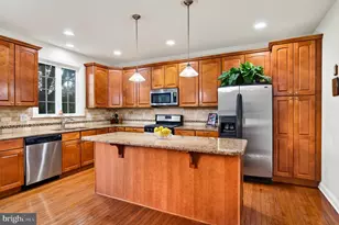 116 Cyprus Ln, Coatesville, PA 19320 - Photo 9