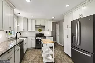 162 Lake Dr, Downingtown, PA 19335 - Photo 17