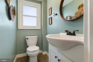 162 Lake Dr, Downingtown, PA 19335 - Photo 21