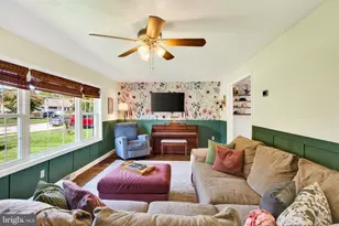 162 Lake Dr, Downingtown, PA 19335 - Photo 7
