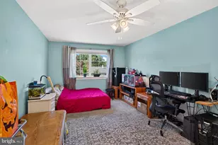 162 Lake Dr, Downingtown, PA 19335 - Photo 31
