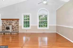207 S Pine St, Elverson, PA 19520 - Photo 15