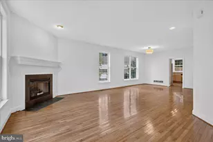 701 Whispering Brooke Dr, Newtown Square, PA 19073 - Photo 7