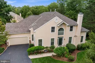 207 Yorktown Pl, Berwyn, PA 19312 - Photo 1