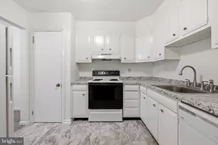 1110 Wayne Ave, Coatesville, PA 19320 - Photo 17