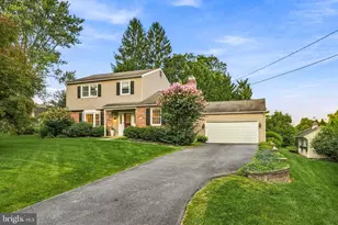1297 Grove Rd, West Chester, PA 19380 - Photo 3