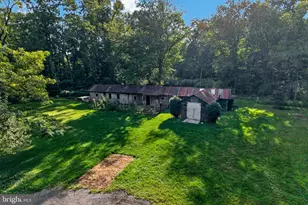 131 Pine Swamp Rd, Elverson, PA 19520 - Photo 31