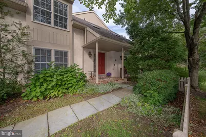431 Chandlee Dr #233, Berwyn, PA 19312 - Photo 5