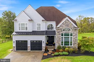 532 Mystic Ln, West Grove, PA 19390 - Photo 1