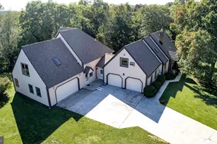 100 Russell Rd, Phoenixville, PA 19460 - Photo 3