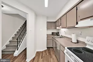 401 Summit House, West Chester, PA 19382 - Photo 5