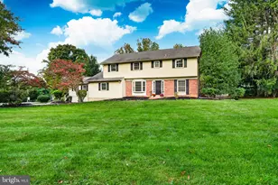 401 Oakland Dr, Downingtown, PA 19335 - Photo 1