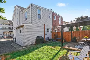 253 Walnut St, Phoenixville, PA 19460 - Photo 3