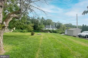 949 W Main St, Coatesville, PA 19320 - Photo 7
