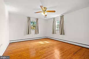 258 S Wall St, Spring City, PA 19475 - Photo 27
