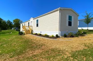 251 Gunner Ln, Honey Brook, PA 19344 - Photo 3