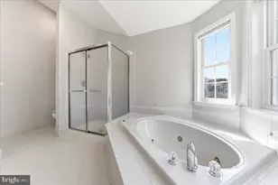 220 Greenbriar Dr, West Chester, PA 19382 - Photo 27