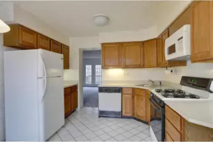 45 Constitution Ct, Chesterbrook, PA 19087 - Photo 3
