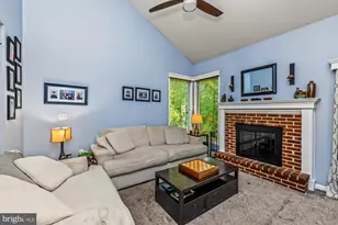17 Delancey Pl, Downingtown, PA 19335 - Photo 5