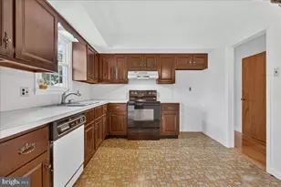 805 Ellis Woods Rd, Pottstown, PA 19465 - Photo 11