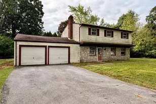 1283 Country Ln, West Chester, PA 19380 - Photo 3