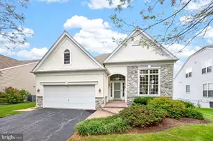 438 Larkspur Dr, Kennett Square, PA 19348 - Photo 1