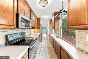 238 Brown St, Spring City, PA 19475 - Photo 13