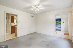 2 Nashua Dr, West Grove, PA 19390 - Photo 9