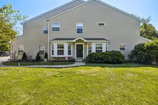 2309 Periwinkle Ct, Phoenixville, PA 19460 - Photo 3