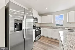 127 Lukens Mill Dr, Coatesville, PA 19320 - Photo 9