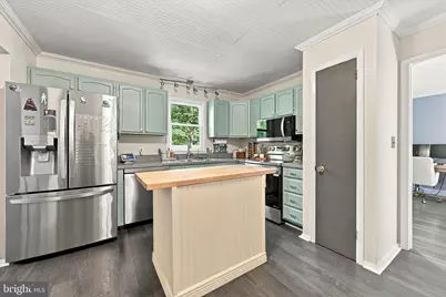 15 Castle Lane, Coatesville, PA 19320 - Photo 3