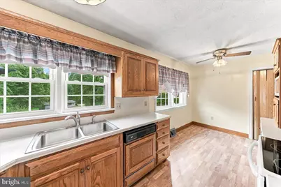 1106 W Kings Highway, Coatesville, PA 19320 - Photo 11