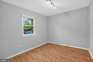920 Hollyview Ln, West Chester, PA 19380 - Photo 7