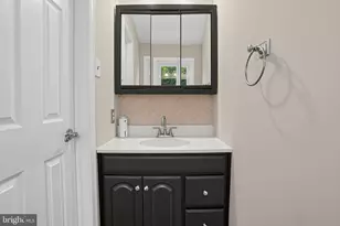 920 Hollyview Ln, West Chester, PA 19380 - Photo 5