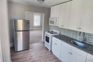 28 N 2nd Ave, Coatesville, PA 19320 - Photo 3