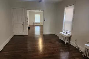 562 Elm St, Coatesville, PA 19320 - Photo 3
