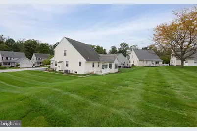743 W Glenview Drive, West Grove, PA 19390 - Photo 3