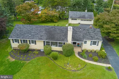 415 School Lane, Wayne, PA 19087 - Photo 3