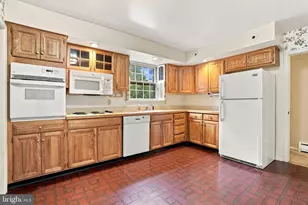 427 Old Eagle School Rd, Wayne, PA 19087 - Photo 11