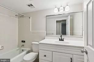 106 Harvest Ln, Phoenixville, PA 19460 - Photo 7