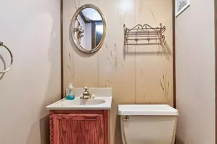 907 Oxford Ave, Phoenixville, PA 19460 - Photo 27